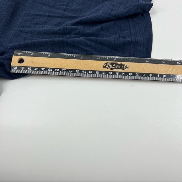 Reebok‎ Basketball / Athletic Shorts - Picture 5 of 7